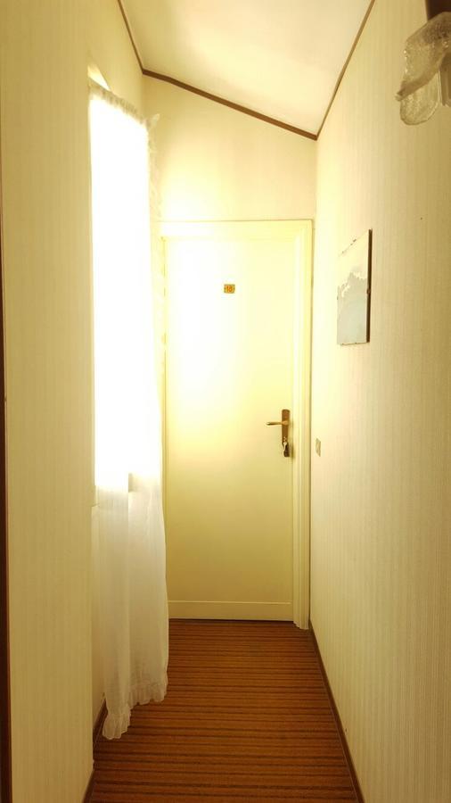 Albergo Savoia Ospedaletti Exterior foto